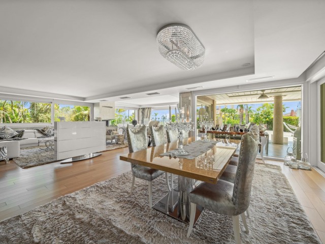 8 Makuuhuoneen Huvila Bahía de Marbella