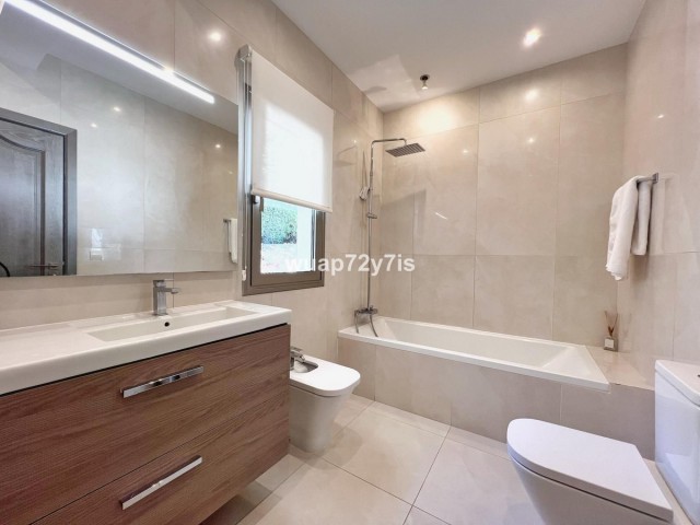 Villa avec 5 Chambres  à Sotogrande