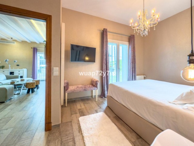 4 Soveroms Villa i Istán