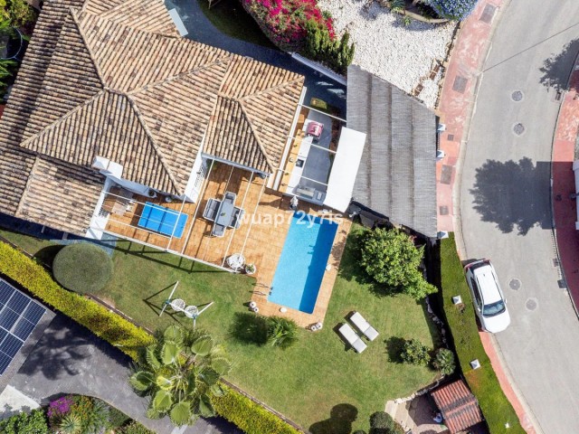 4 Schlafzimmer Villa in Istán