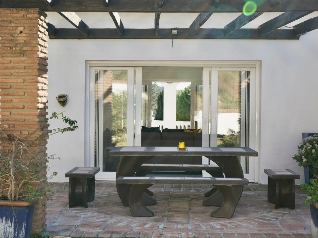 5 Bedrooms Villa in Mijas Golf