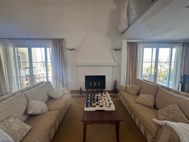 3 Schlafzimmer Villa in Istán