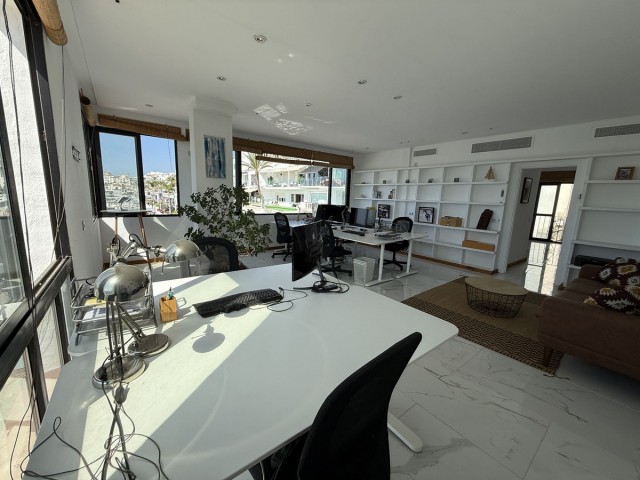Penthouse in Puerto Banús