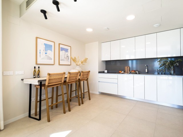 Penthouse avec 2 Chambres  à Playamar