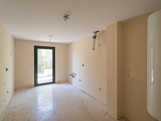 2 Bedrooms Apartment in Benahavís