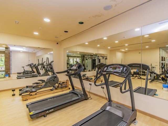 2 Bedrooms Apartment in Benahavís