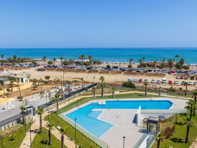 Ático con 2 Dormitorios  en Playamar