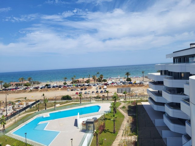 Ático con 2 Dormitorios  en Playamar