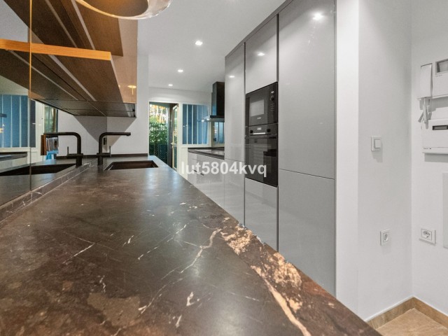 Appartement avec 3 Chambres  à The Golden Mile