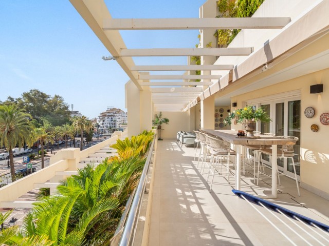4 Sovrums Lägenhet i Puerto Banús