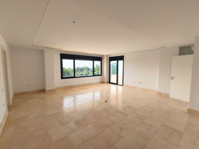 6 Bedrooms Villa in Sotogrande Alto