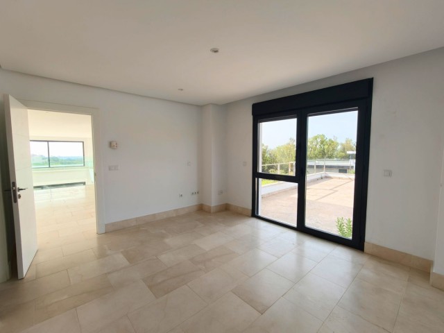 6 Bedrooms Villa in Sotogrande Alto