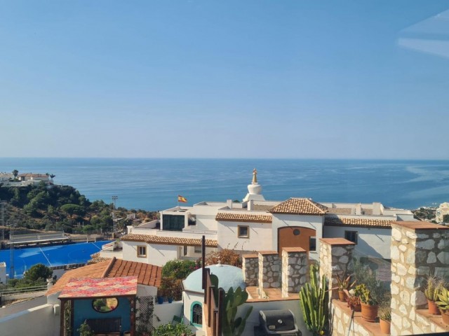 Villa con 5 Dormitorios  en Benalmadena Pueblo