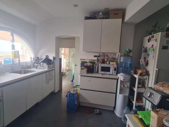 Villa con 5 Dormitorios  en Benalmadena Pueblo