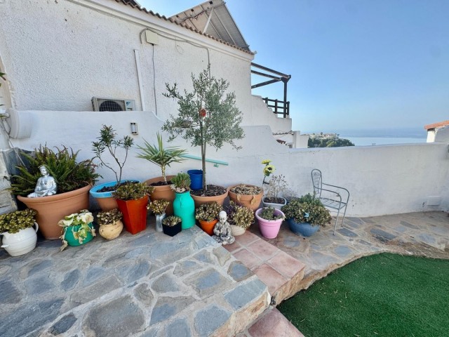 Villa con 5 Dormitorios  en Benalmadena Pueblo