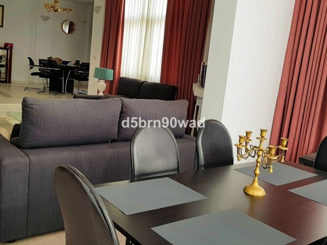 3 Bedrooms Villa in Marbella