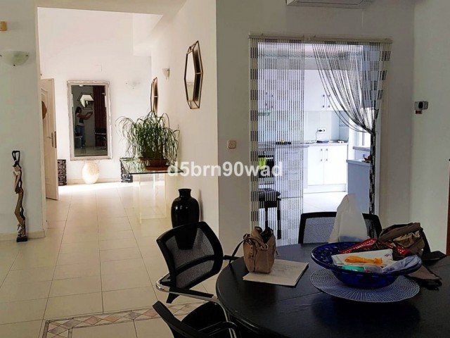 3 Bedrooms Villa in Marbella
