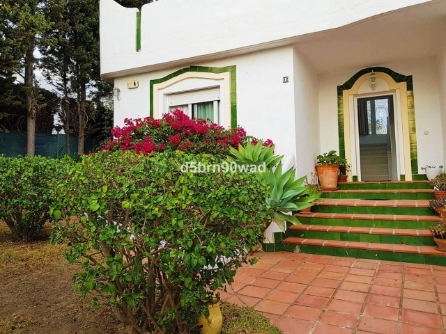 3 Bedrooms Villa in Marbella