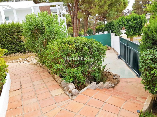 3 Bedrooms Villa in Marbella