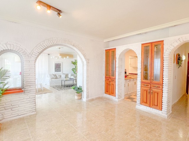 Villa con 3 Dormitorios  en El Chaparral