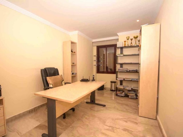 Appartement avec 4 Chambres  à New Golden Mile