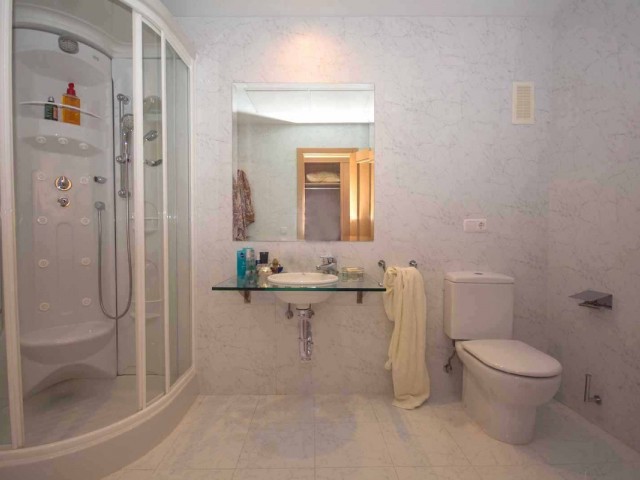 Appartement avec 4 Chambres  à New Golden Mile