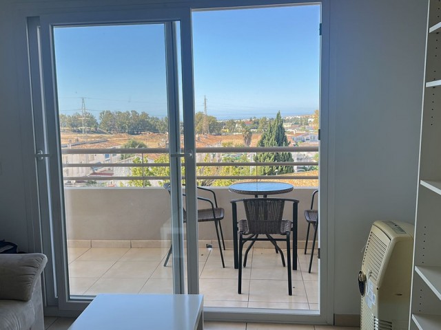 Apartamento con 3 Dormitorios  en Nueva Andalucía