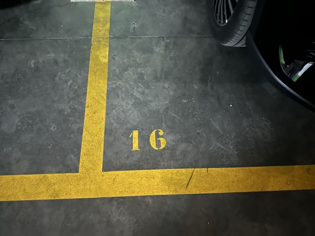 Apartamento con 3 Dormitorios  en Nueva Andalucía