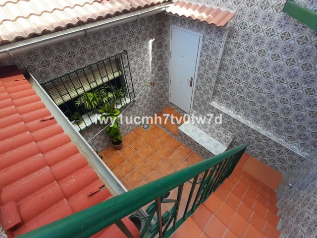 3 Bedrooms Townhouse in Ciudad Jardín