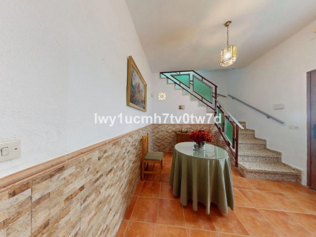 3 Bedrooms Townhouse in Ciudad Jardín
