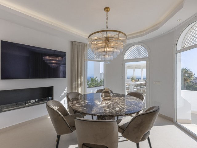 3 Bedrooms Apartment in The Golden Mile