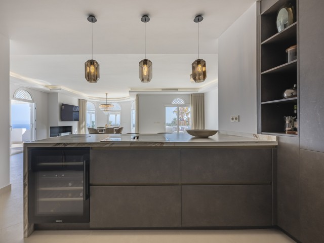 3 Bedrooms Apartment in The Golden Mile