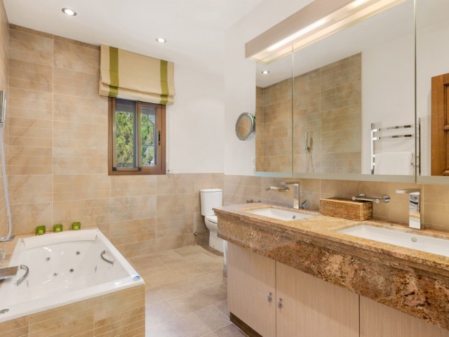 9 Schlafzimmer Villa in Ojén