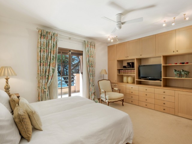 9 Schlafzimmer Villa in Ojén