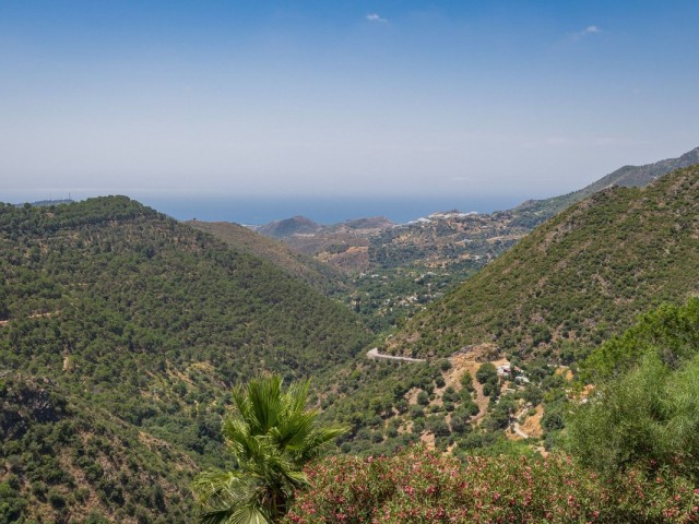 9 Bedrooms Villa in Ojén