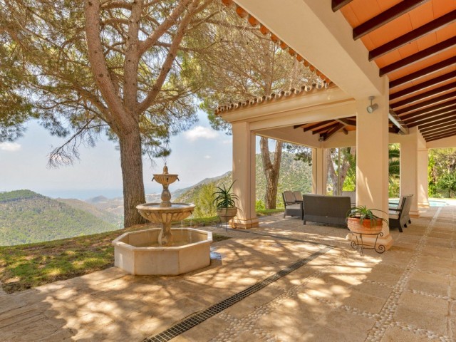 9 Schlafzimmer Villa in Ojén