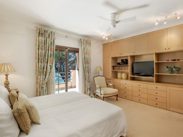 9 Schlafzimmer Villa in Ojén