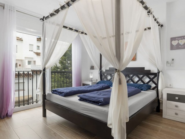 4 Slaapkamer Rijtjeshuis in Estepona