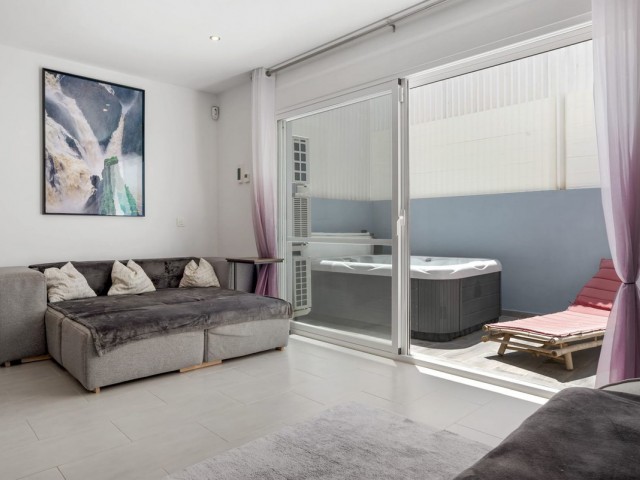 4 Slaapkamer Rijtjeshuis in Estepona