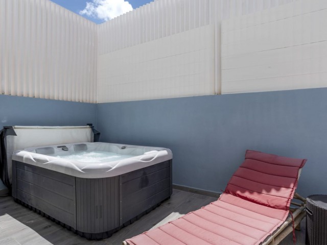 4 Slaapkamer Rijtjeshuis in Estepona