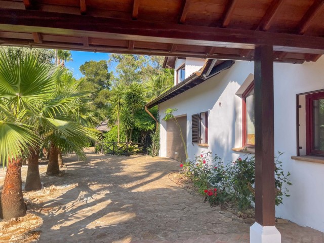 6 Soveroms Villa i Sotogrande