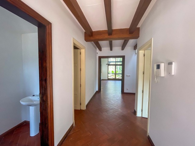 6 Soveroms Villa i Sotogrande