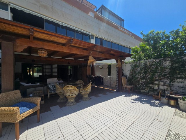Apartamento con 2 Dormitorios  en El Pinillo