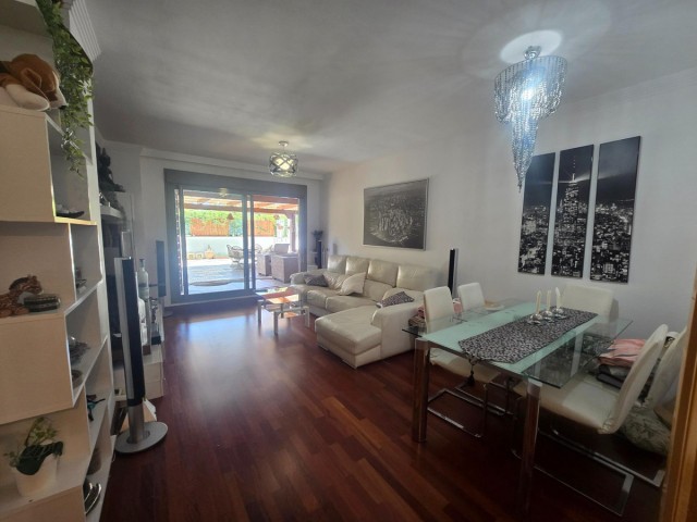 Apartamento con 2 Dormitorios  en El Pinillo