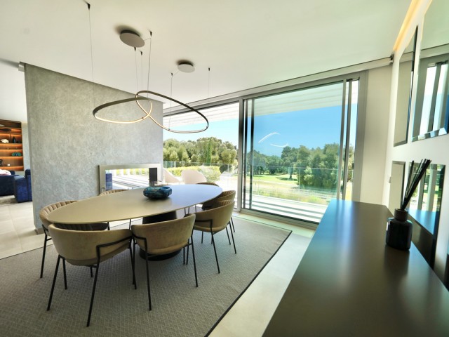 5 Bedrooms Villa in Sotogrande