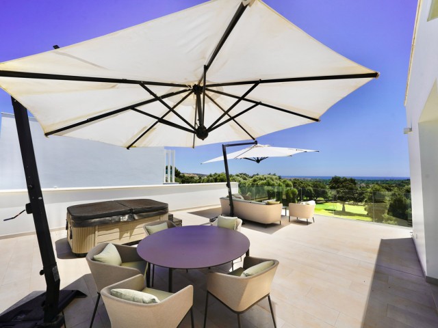 5 Bedrooms Villa in Sotogrande