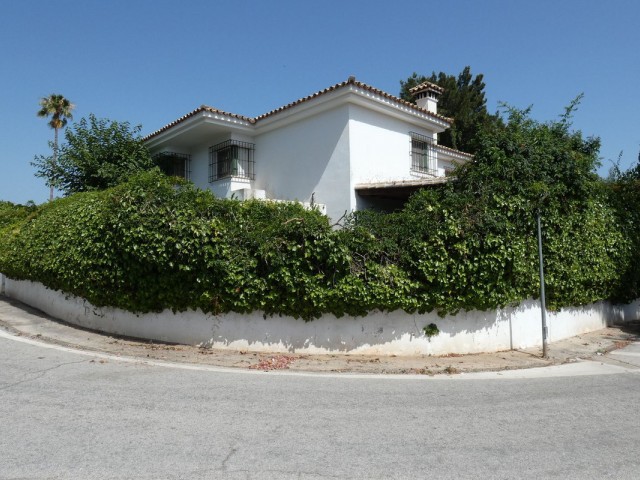 Villa con 5 Dormitorios  en Marbella