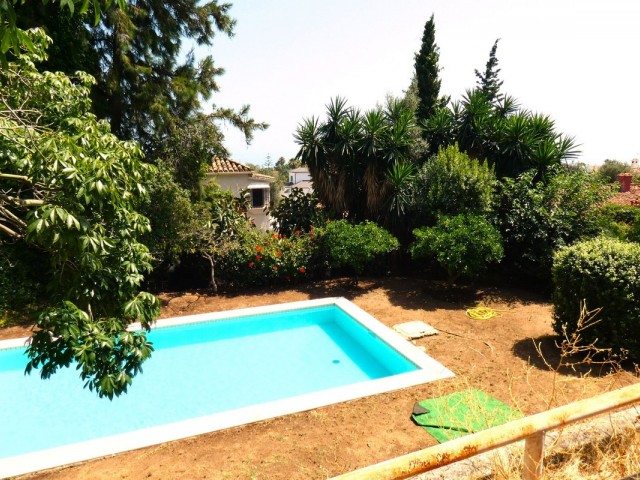 Villa con 5 Dormitorios  en Marbella