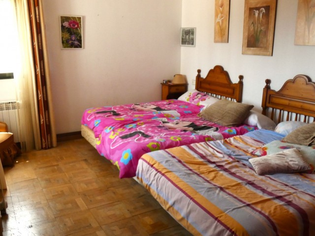 Villa con 5 Dormitorios  en Marbella