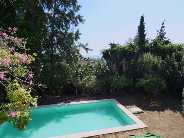 5 Bedrooms Villa in Marbella